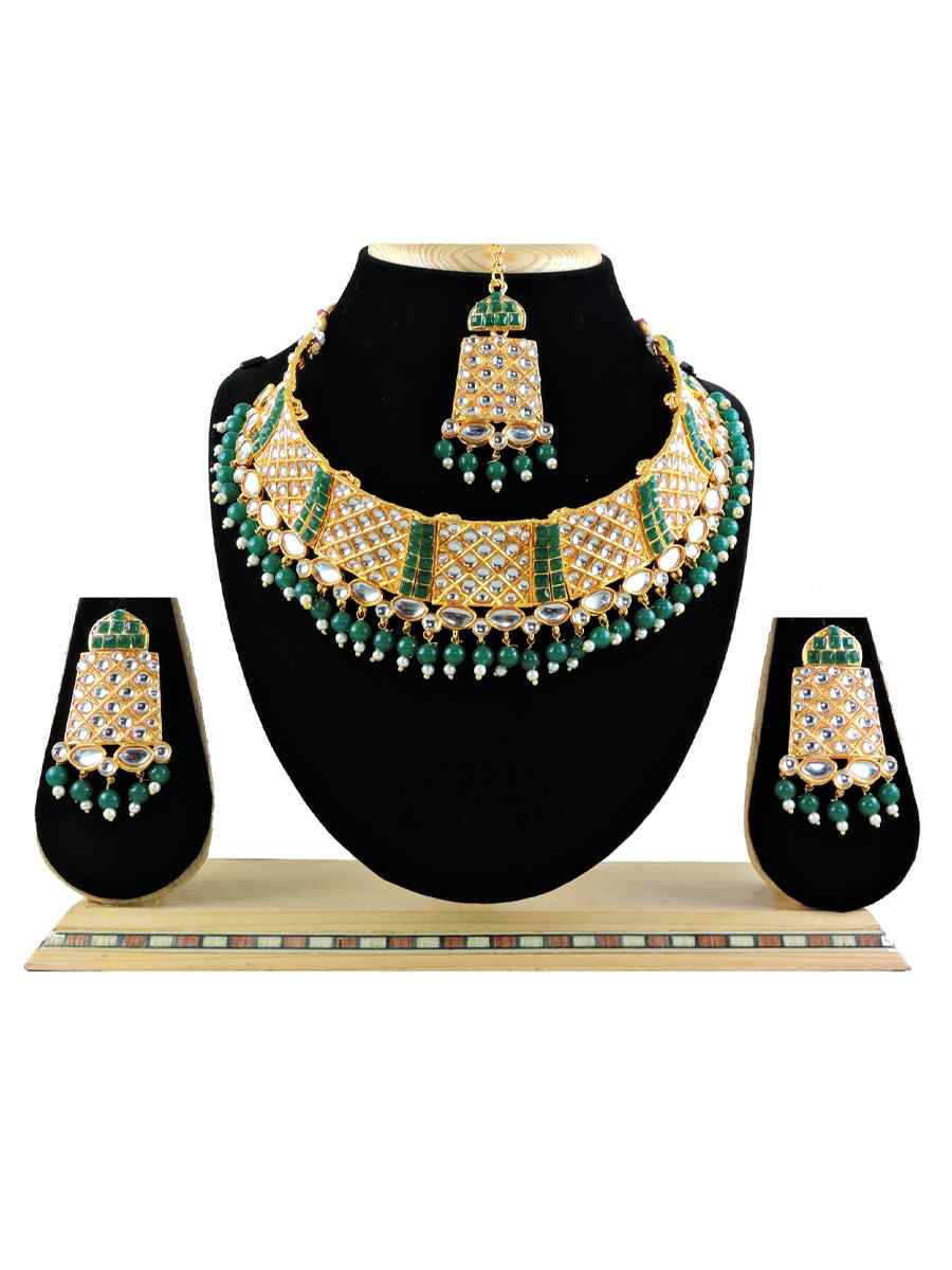 Green Alloy Festival Wear Diamonds Necklace