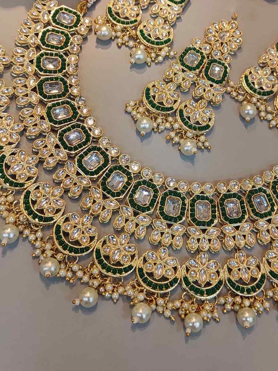 Green Alloy Festival Wear Diamonds Necklace