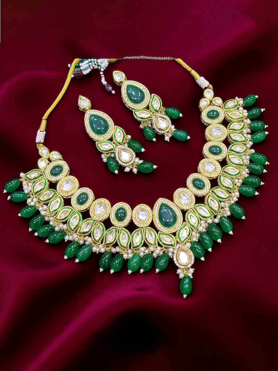 Green Alloy Festival Wear Kundan Necklace