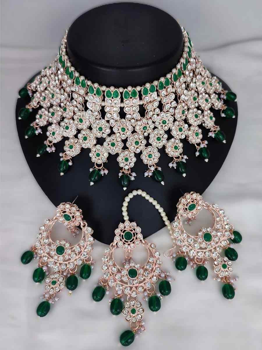 Green Alloy Festival Wear Kundan Necklace