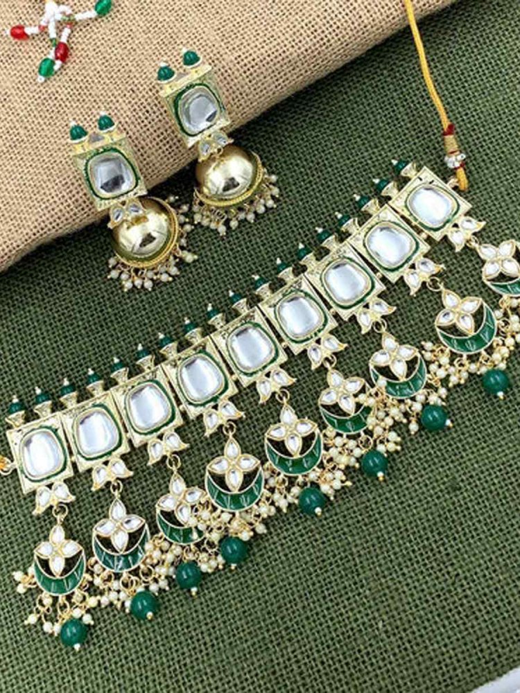 Green Alloy Festival Wear Meenakari Necklace