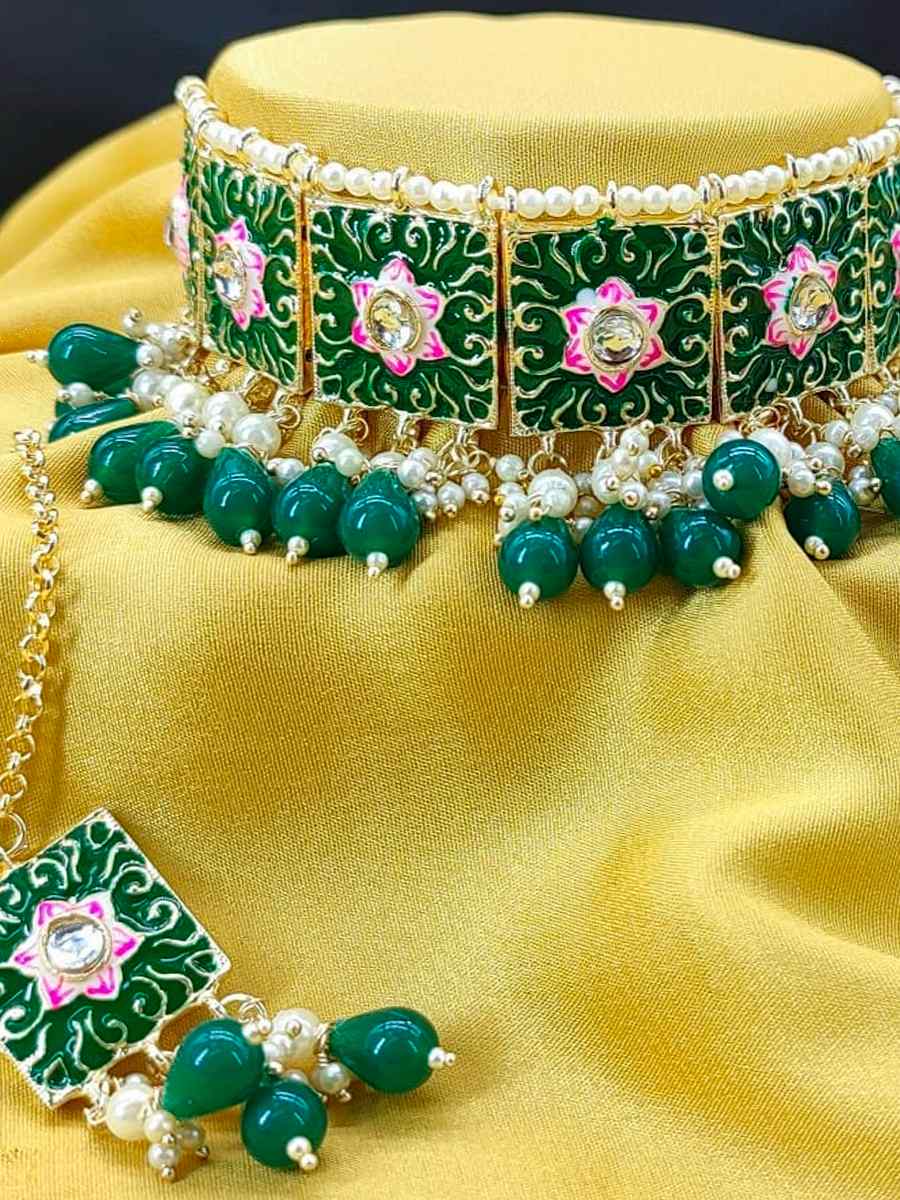 Green Alloy Traditional Wear Meenakari Necklace