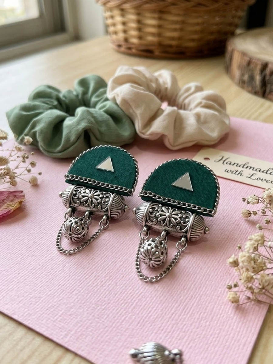 Green Alloy Wedding Party Festival Wear Oxidised Stone Work Earrings