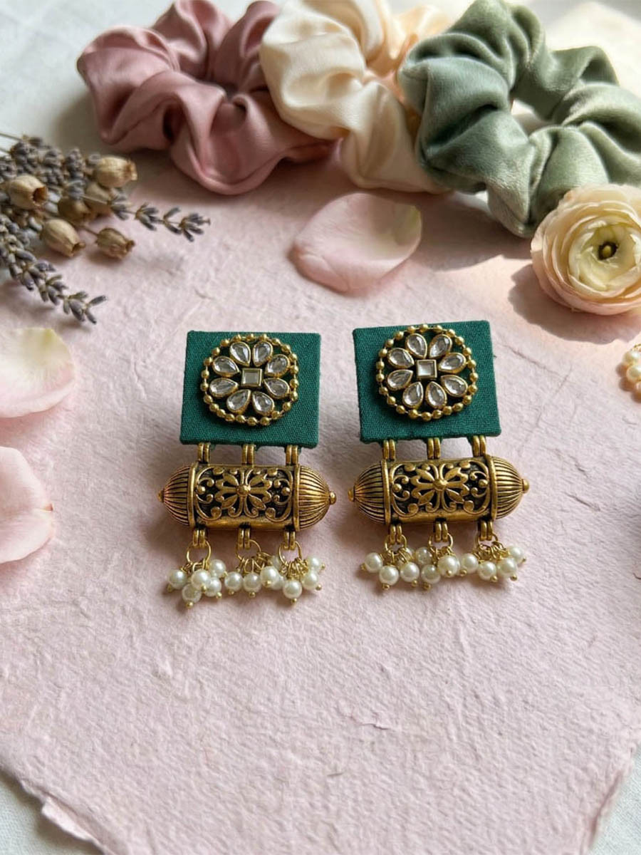 Green Alloy Wedding Party Festival Wear Pearls Kundan Earrings