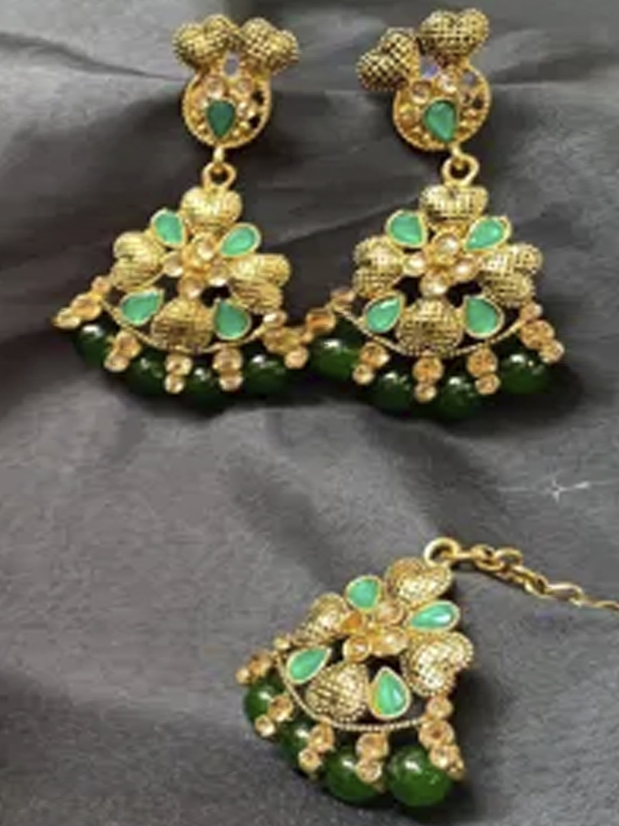 Green Alloy Wedding Wear Kundan Necklace