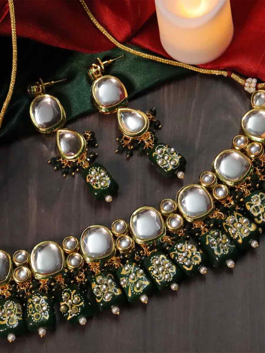 Green Alloy Wedding Wear Kundan Necklace