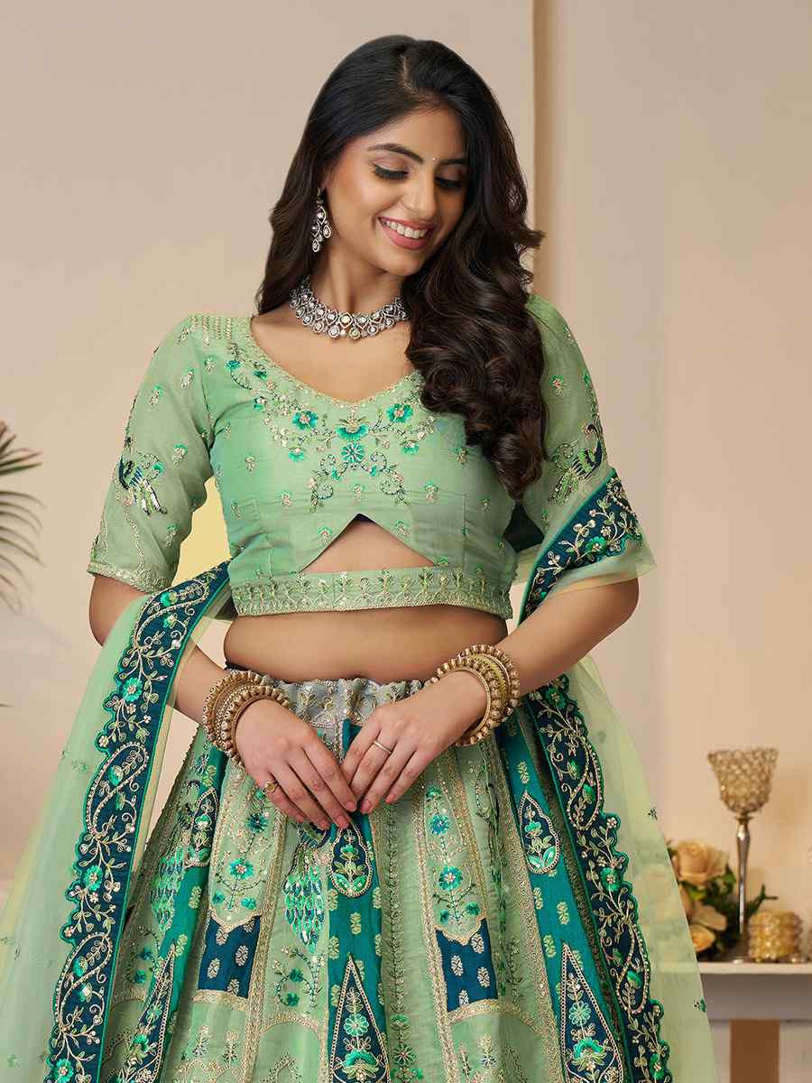Green Banarasi silk Embroidered Wedding Bridesmaid Heavy Border Lehenga Choli