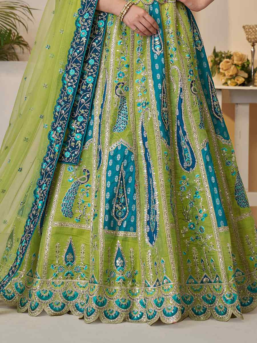 Green Banarasi silk  Embroidered Wedding Bridesmaid Heavy Border Lehenga Choli