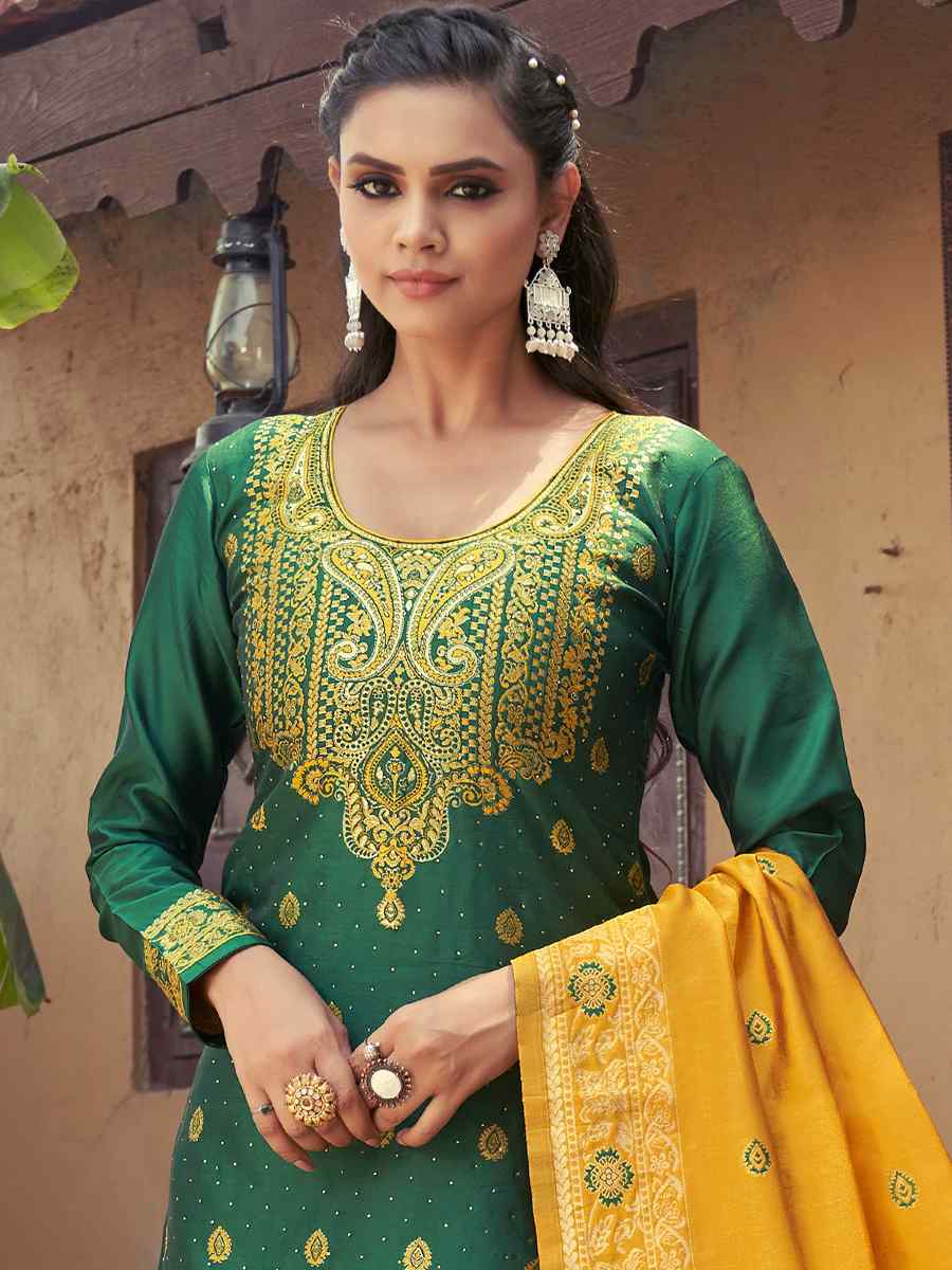 Green Banarasi Silk Embroidered Festival Wedding Pant Salwar Kameez