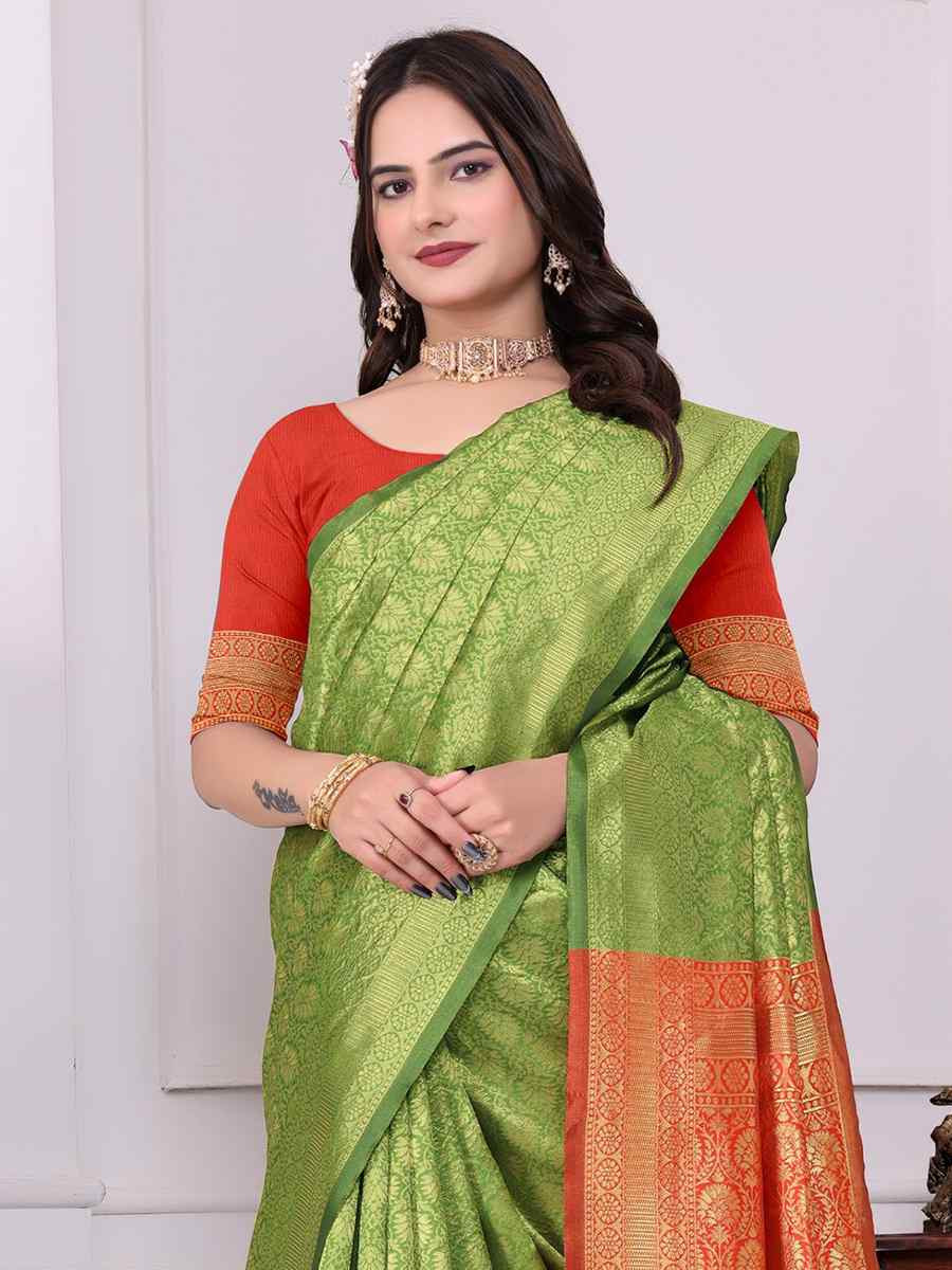 Green Banarasi Silk Handwoven Festival Wedding Fancy Heavy Border Saree