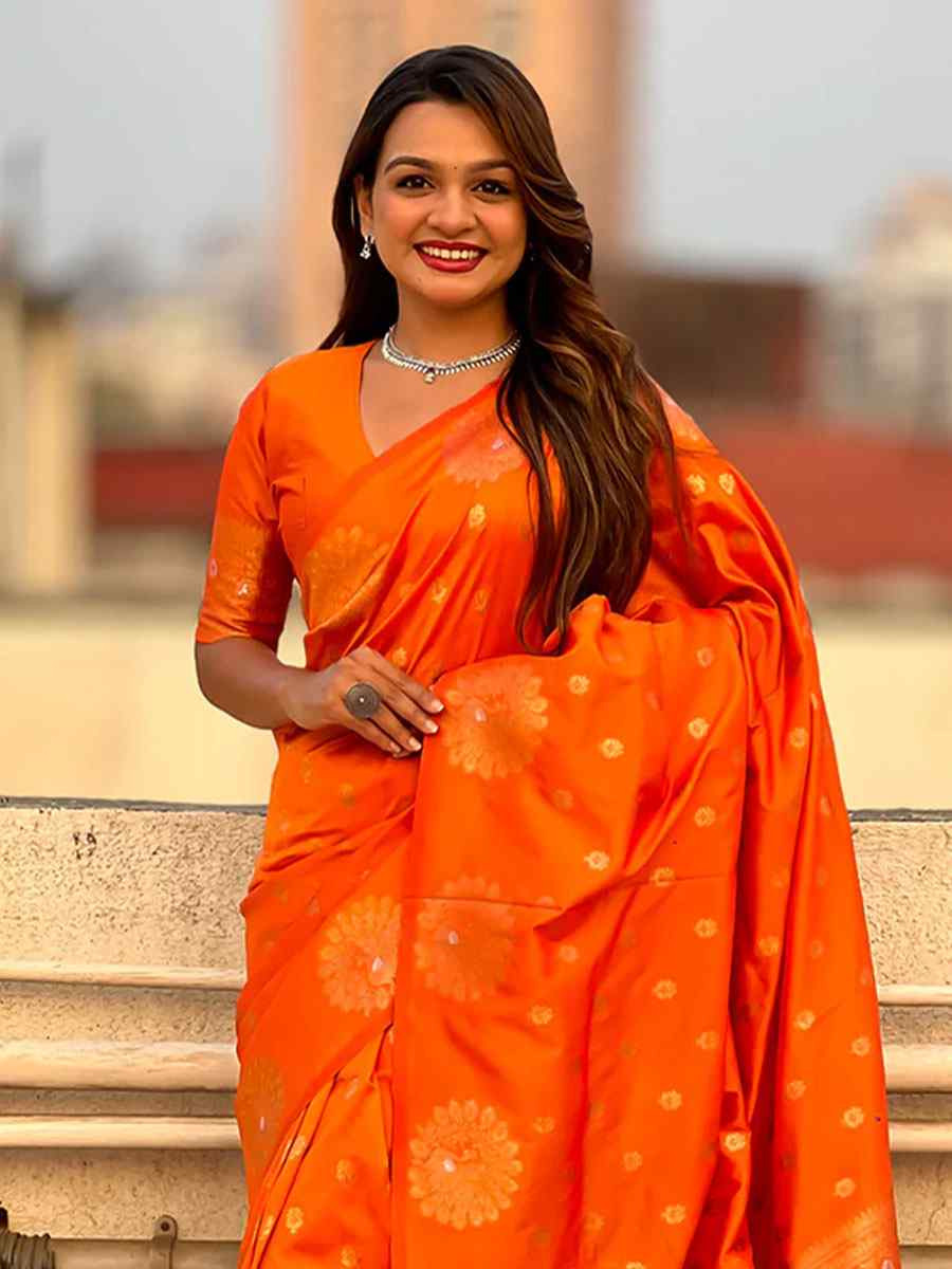 Green Banarasi Silk Handwoven Festival Wedding Fancy Heavy Border Saree