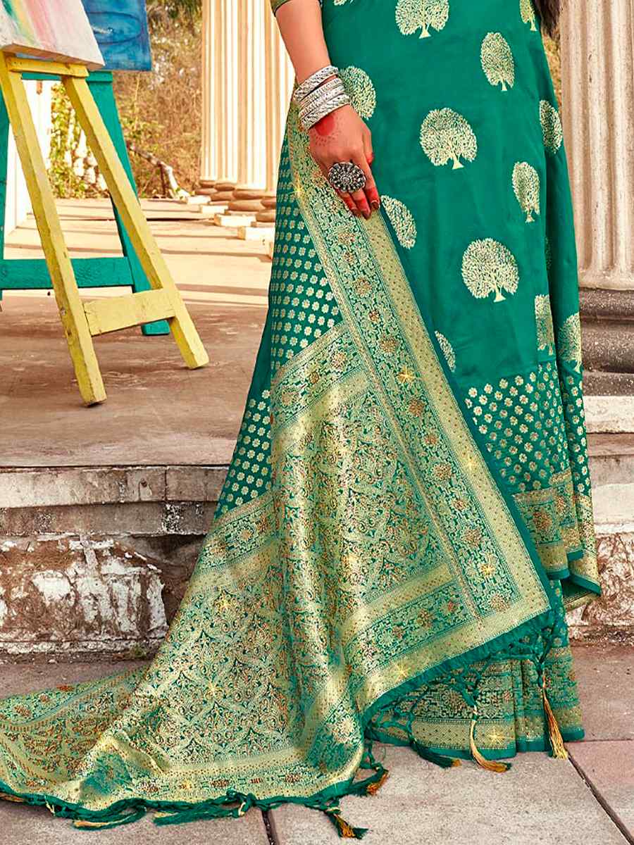 Green Banarasi Silk Handwoven Festival Wedding Heavy Border Saree