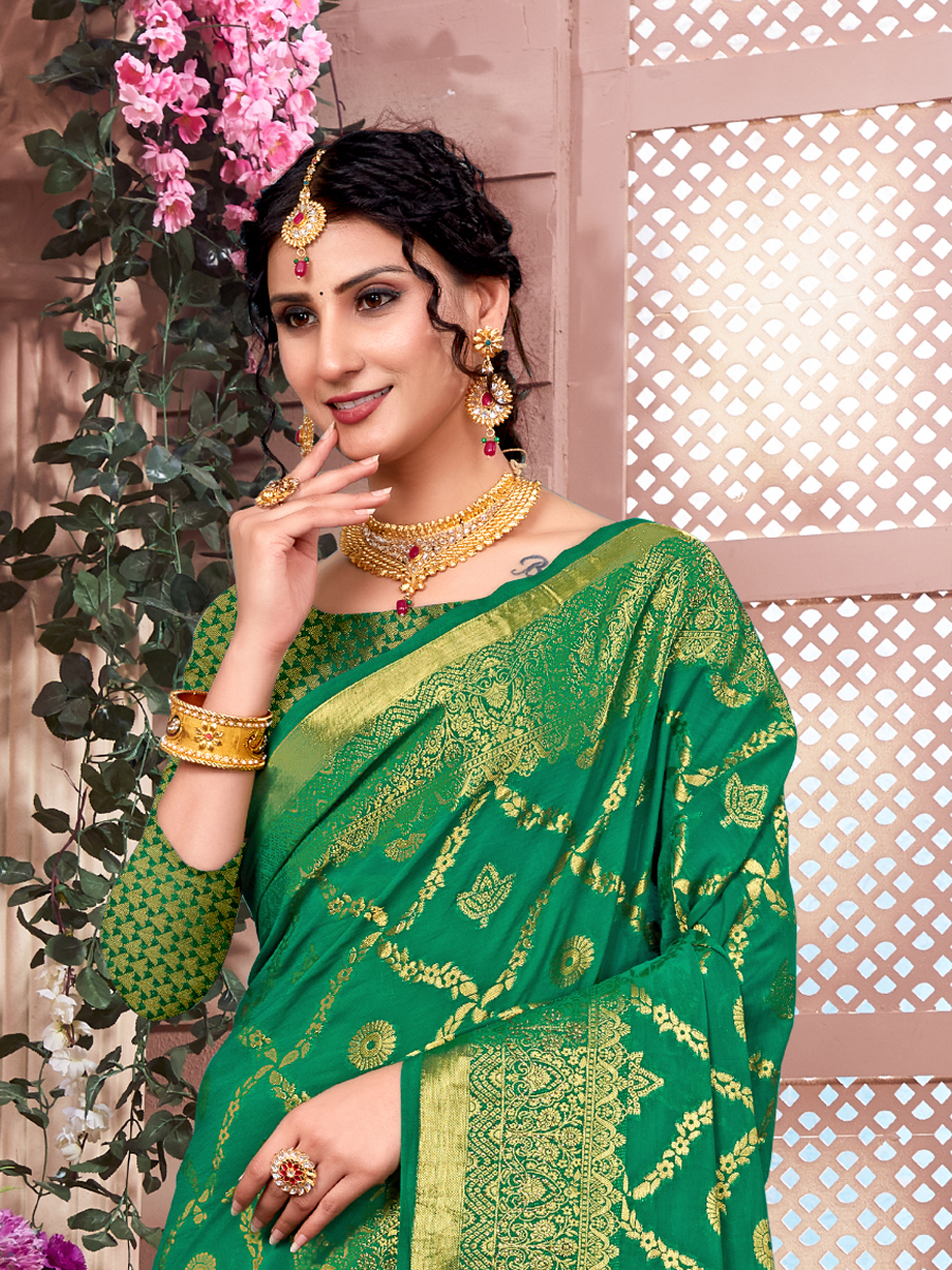 Green Banarasi Silk Handwoven Wedding Festival Heavy Border Saree