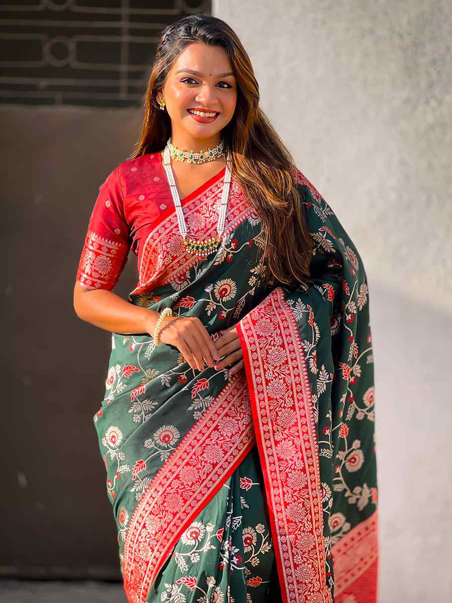 Green Banarasi Silk Handwoven Wedding Festival Heavy Border Saree