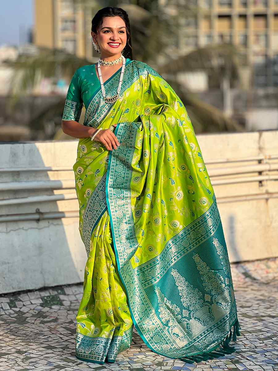 Green Banarasi Silk Handwoven Wedding Festival Heavy Border Saree