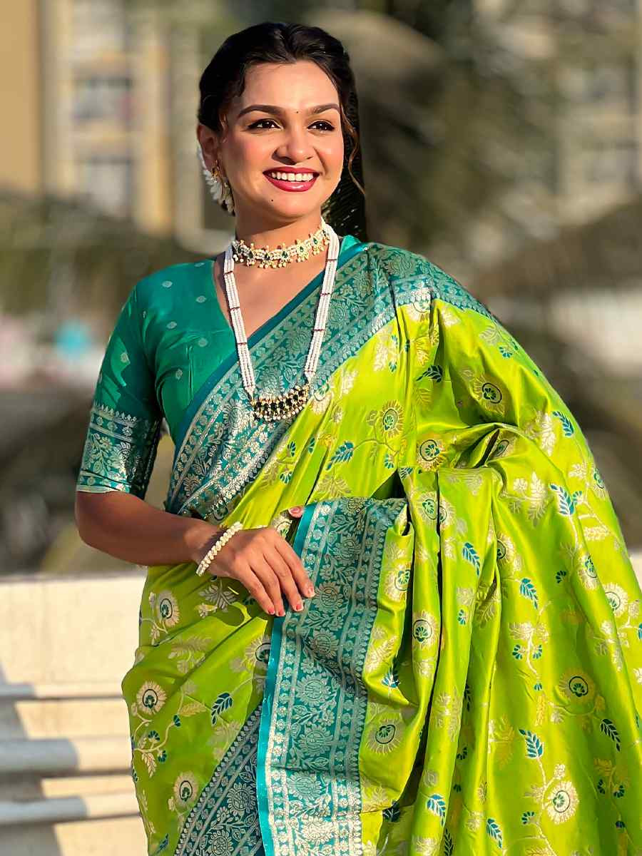 Green Banarasi Silk Handwoven Wedding Festival Heavy Border Saree