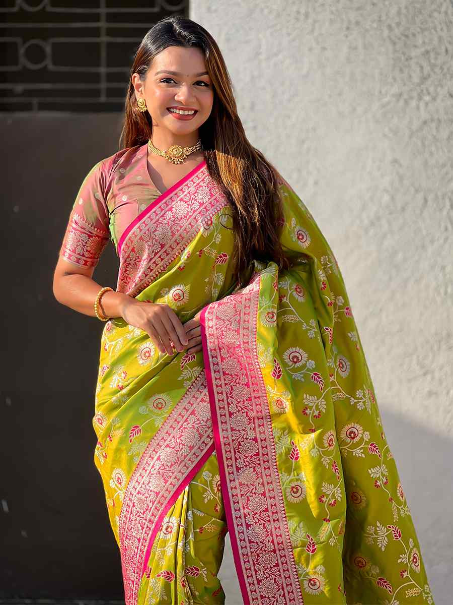 Green Banarasi Silk Handwoven Wedding Festival Heavy Border Saree