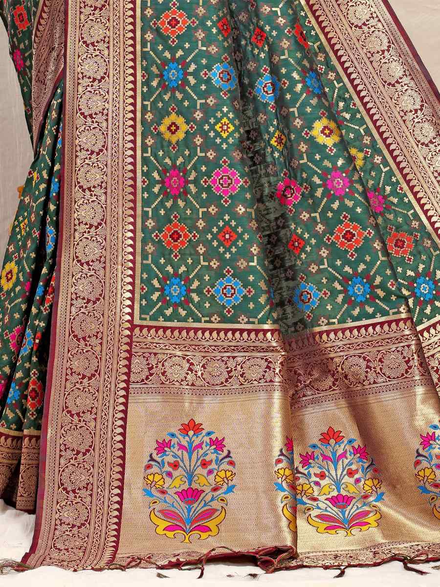 Green Banarasi Silk Handwoven Wedding Festival Heavy Border Saree