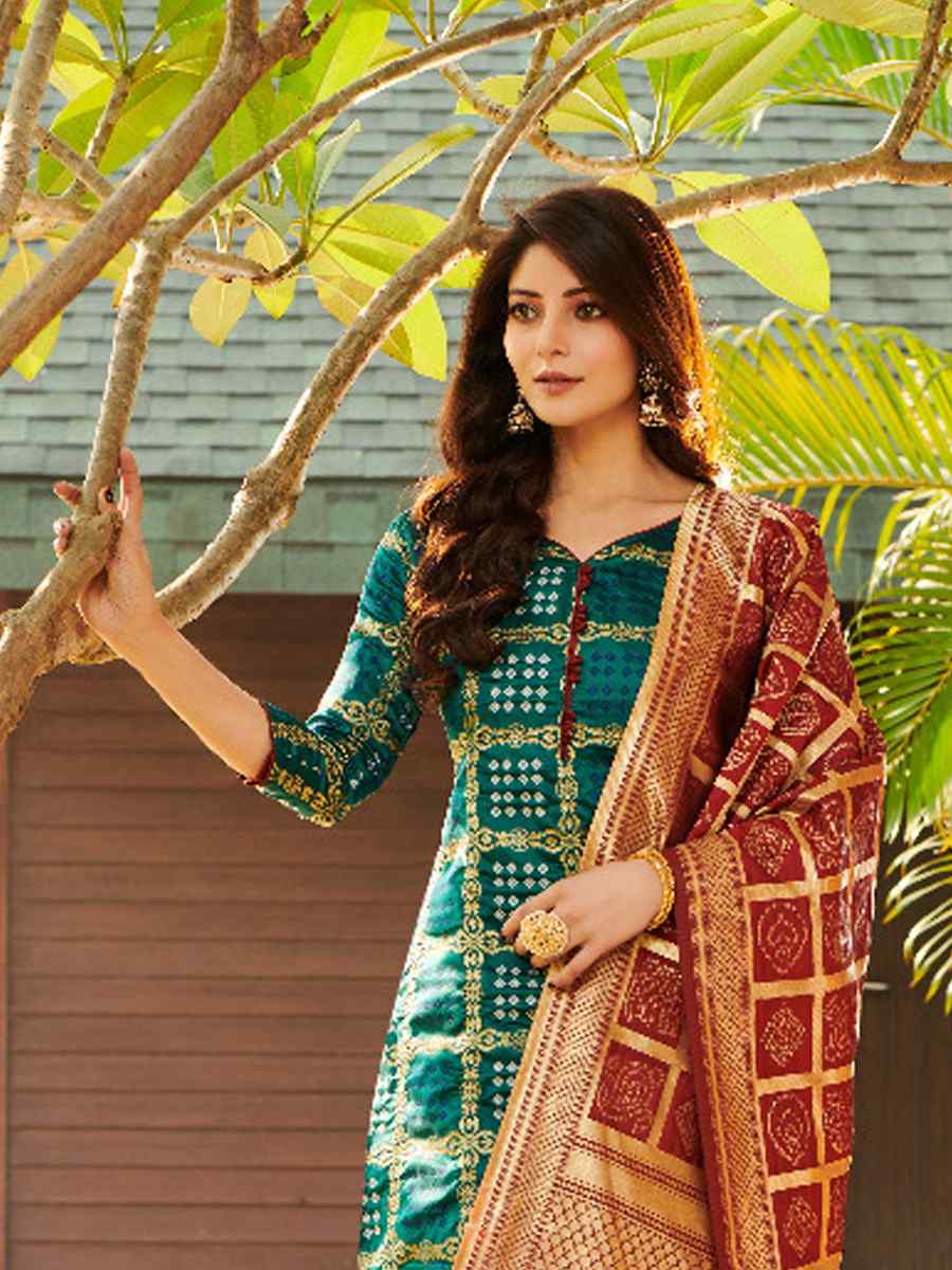 Green Bandhani Silk Blend Handwoven Wedding Festival Pant Salwar Kameez