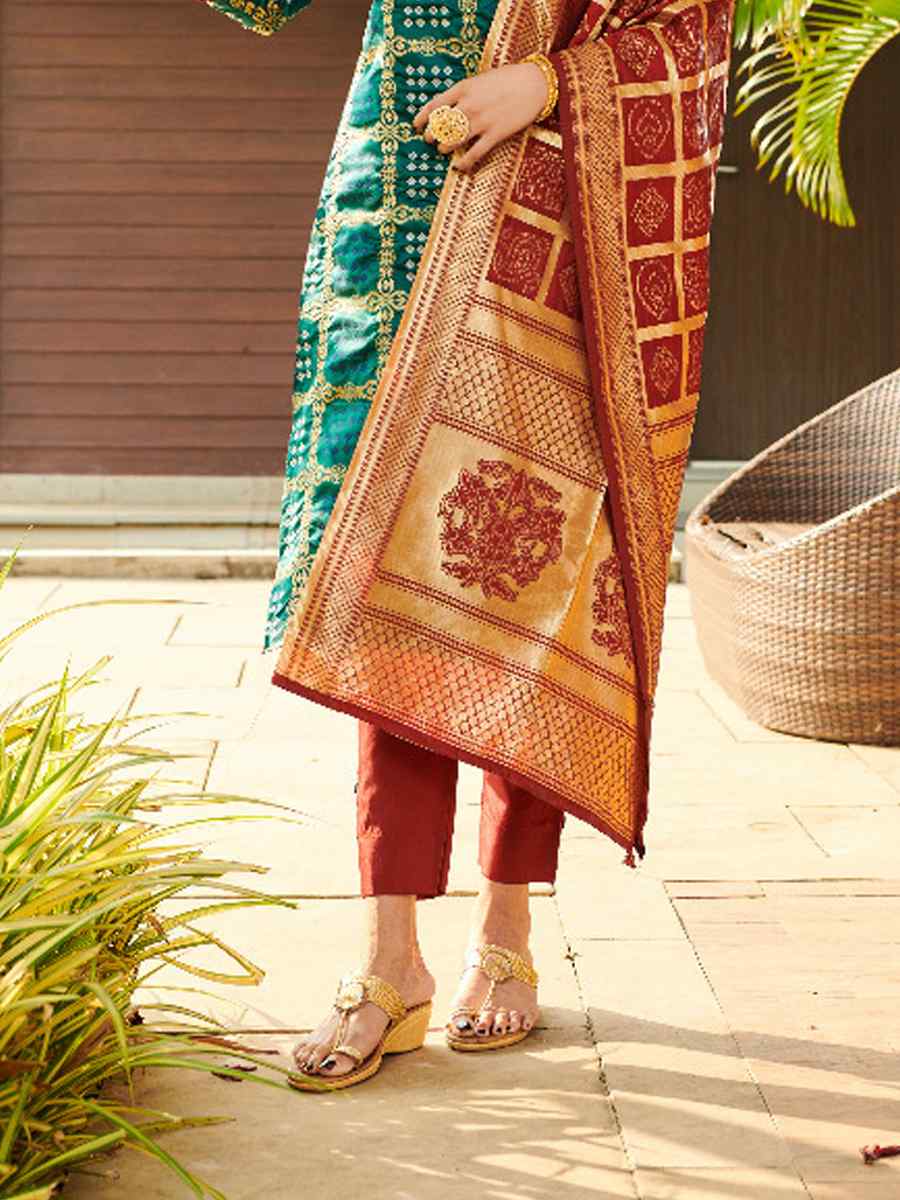 Green Bandhani Silk Blend Handwoven Wedding Festival Pant Salwar Kameez