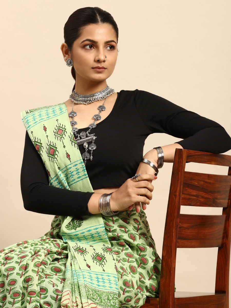 Green Cotton Printed Festival Casual Contemporary Sarees