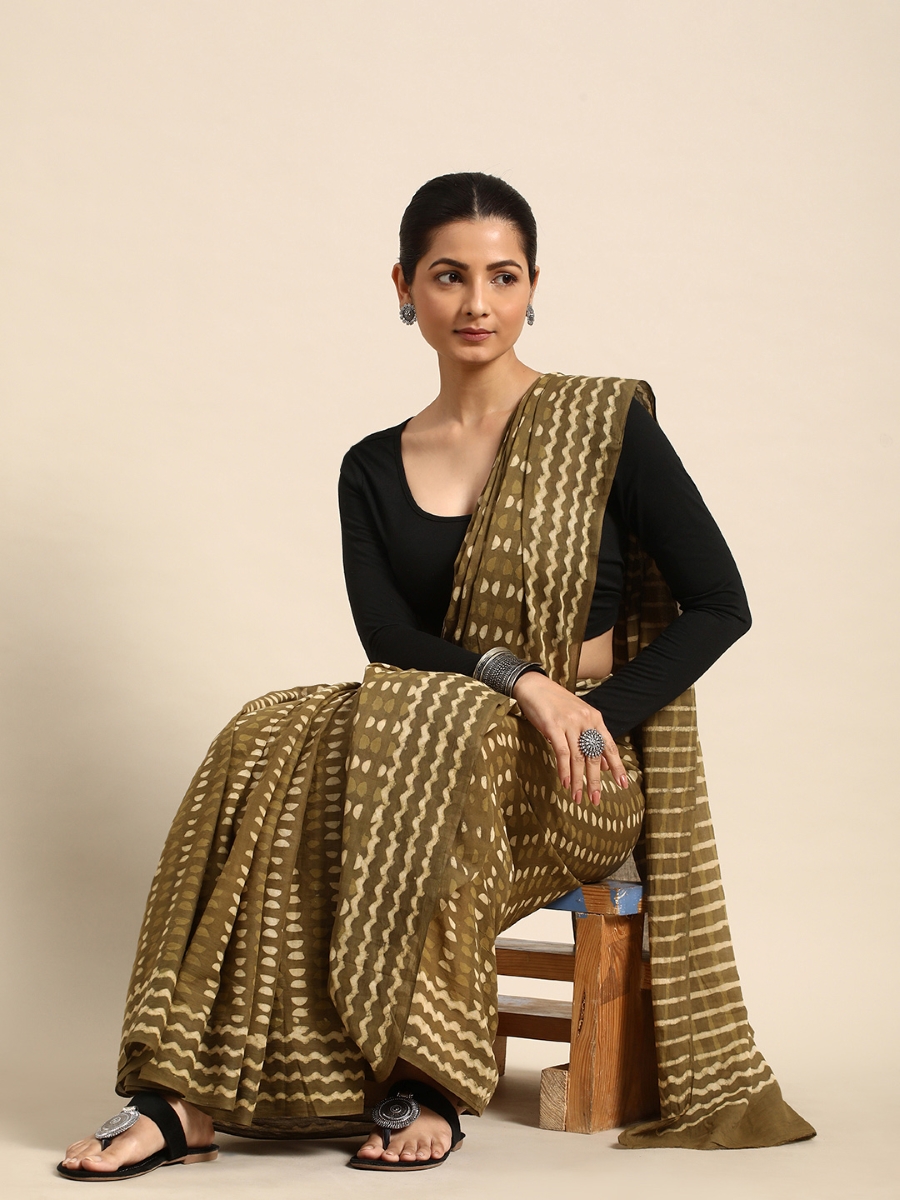 Green Cotton Printed Festival Casual Contemporary Sarees
