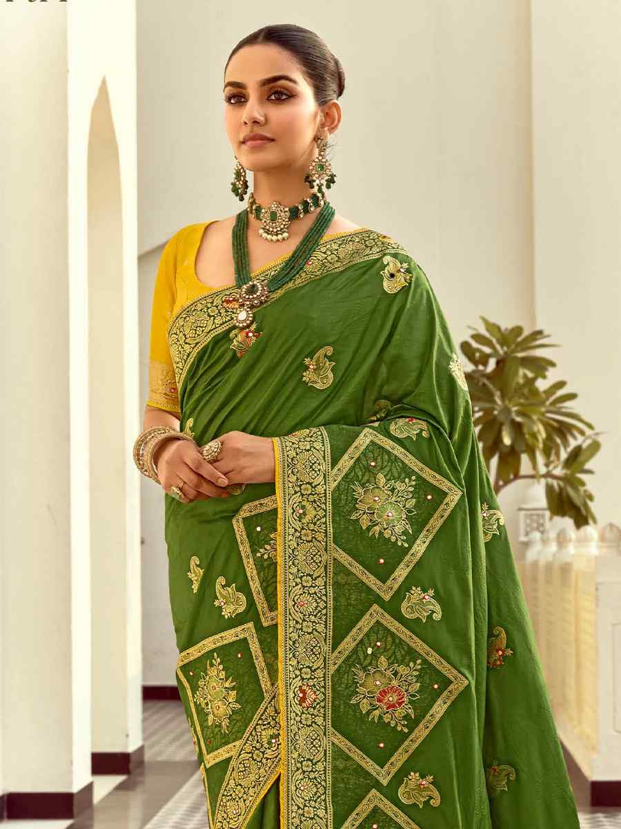 Green Dola Silk Handwoven With Handwork Festival Wedding Fancy Heavy Border Saree
