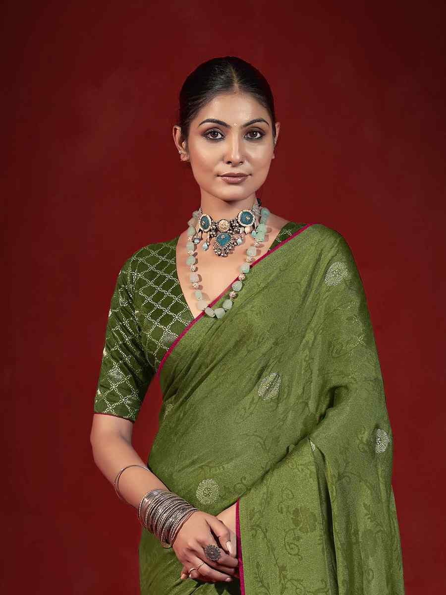 Green Handwoven Traditional Bridal Reception Festival Wedding Fancy Heavy Border Saree