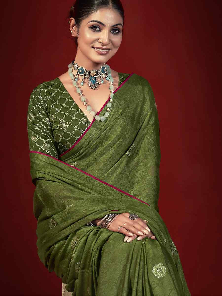 Green Handwoven Traditional Bridal Reception Festival Wedding Fancy Heavy Border Saree