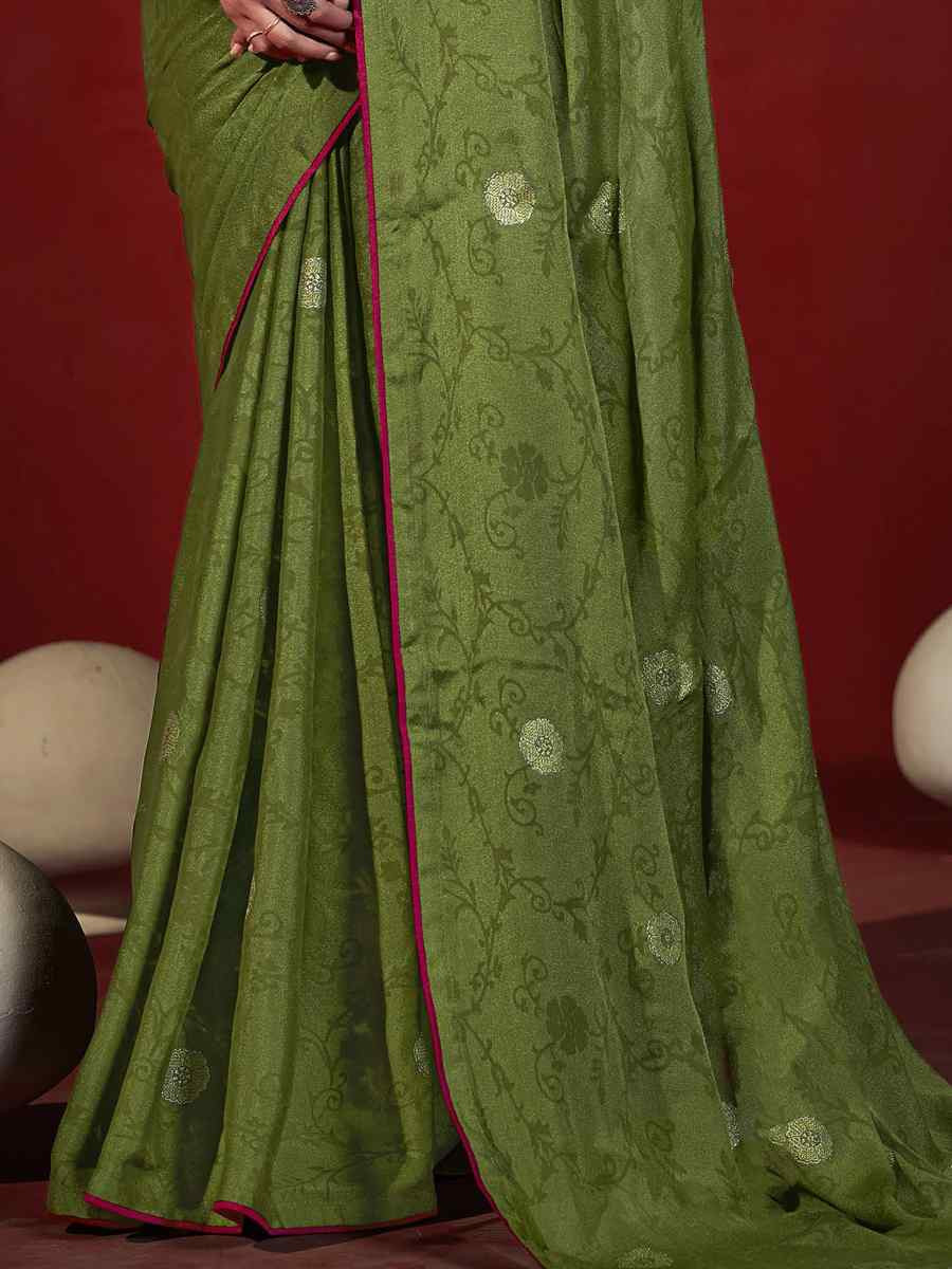 Green Handwoven Traditional Bridal Reception Festival Wedding Fancy Heavy Border Saree