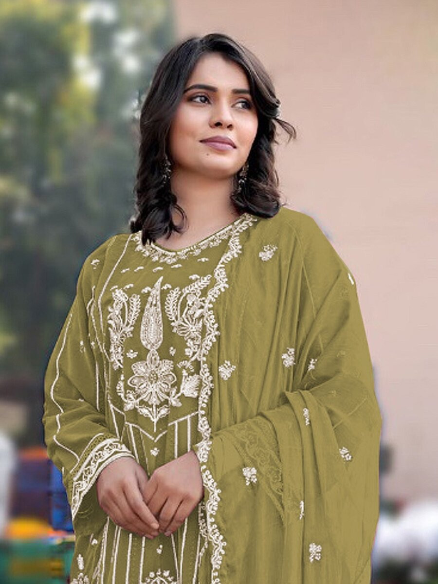 Green Heavy Chiffon Embroidery Wedding Party Festival Casual Pant Salwar Kameez