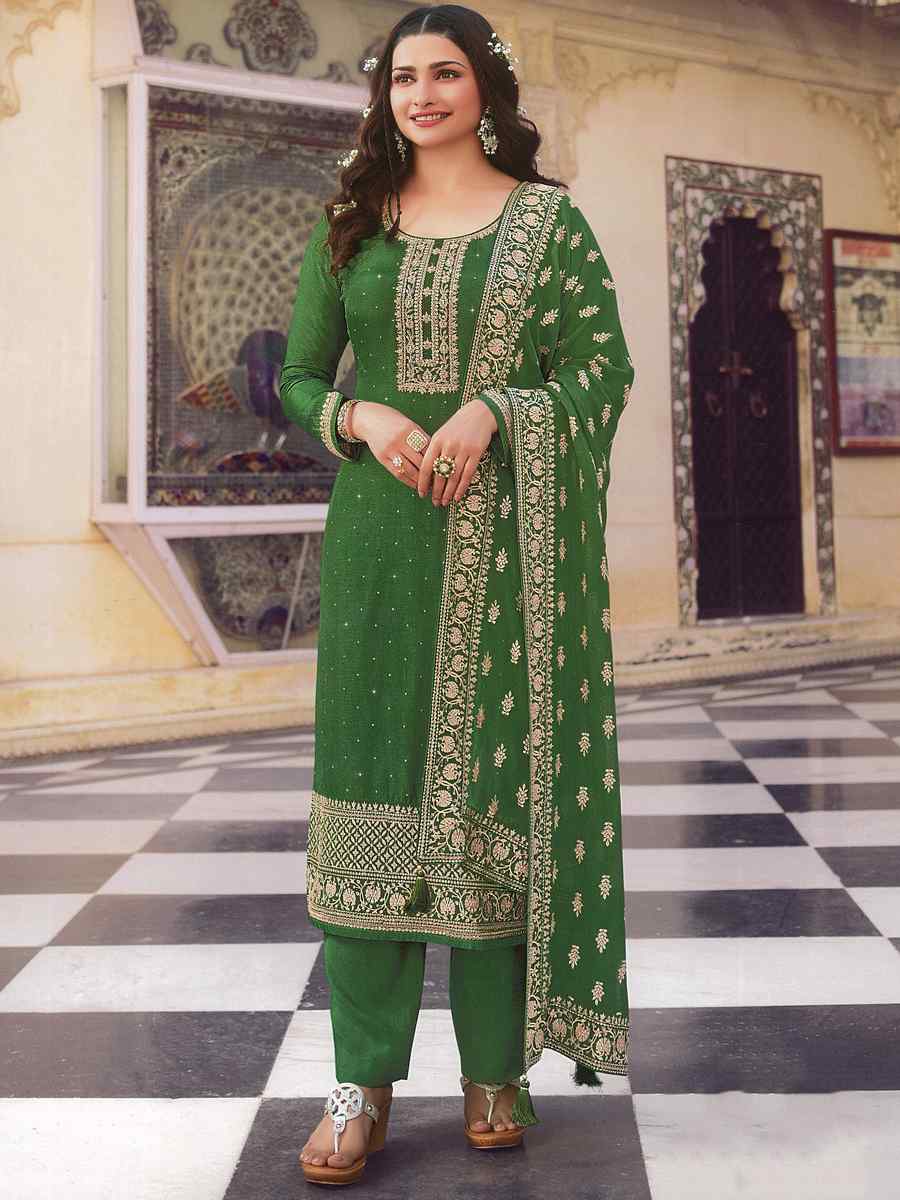 Green Heavy Dola Silk Embroidered Festival Wedding Bollywood Style Pant Salwar Kameez