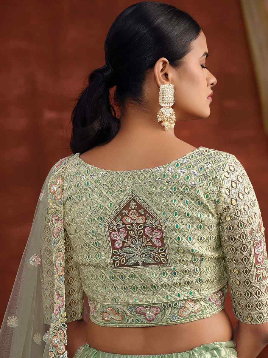Green Heavy Net With Banglory Silk Inner Embroidered Printed Wedding Reception Festival Heavy Border Lehenga Choli