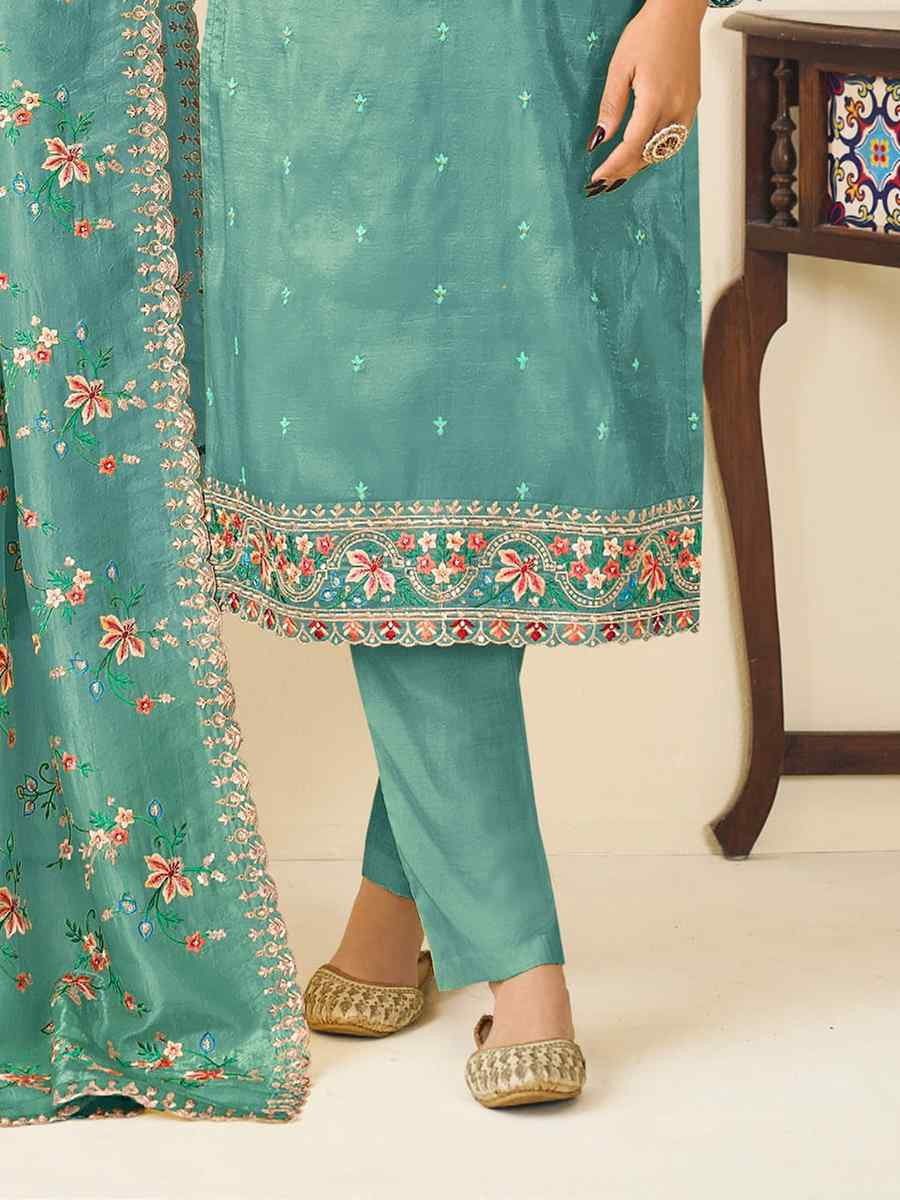Green Heavy Premium Gold Crush Silk Embroidered Festival Wedding Pant Salwar Kameez