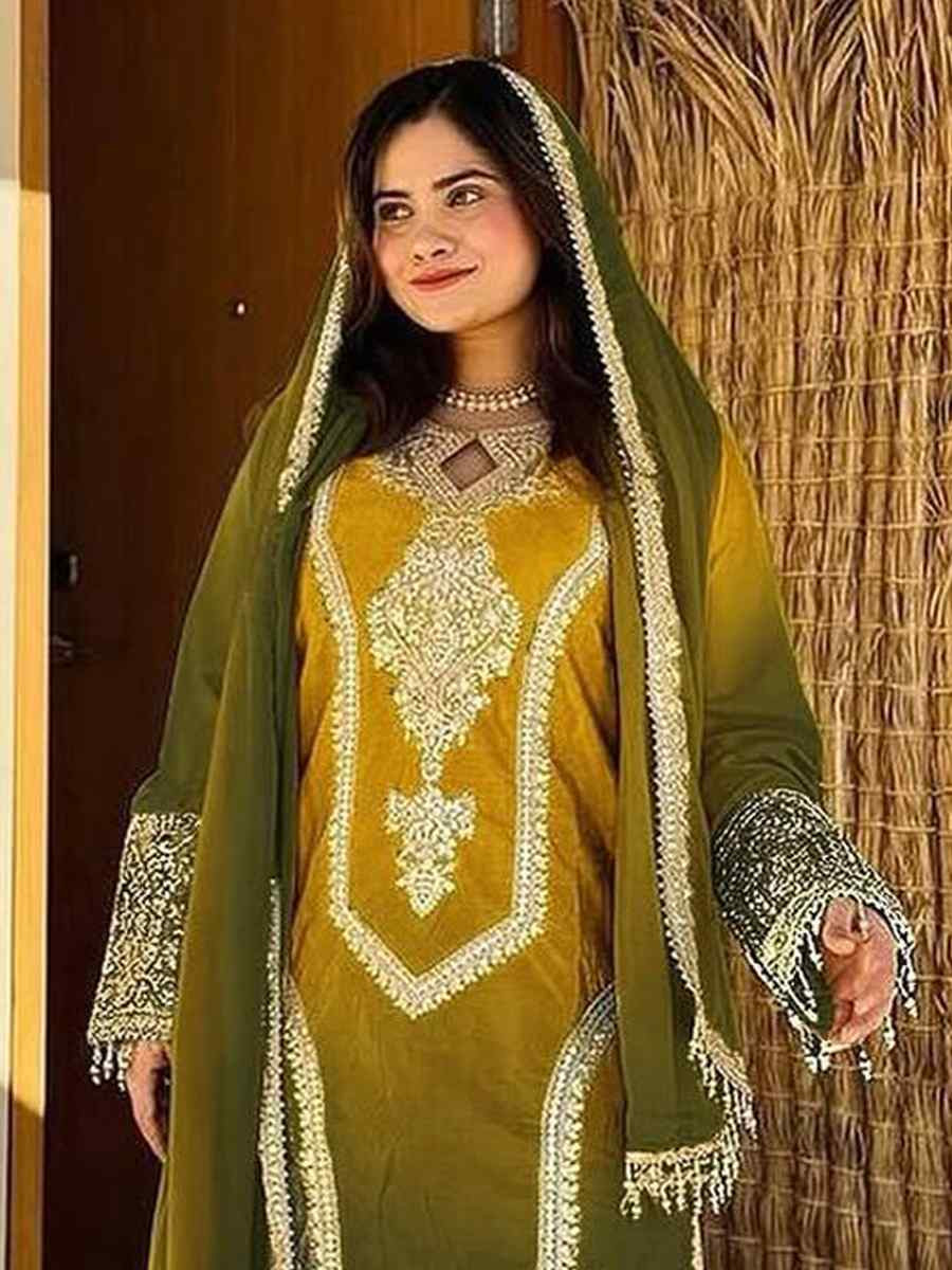 Green Heavy Pure Dull Tone Peding Chinon Silk Embroidered Fastive Wedding Ready Pant Salwar Kameez