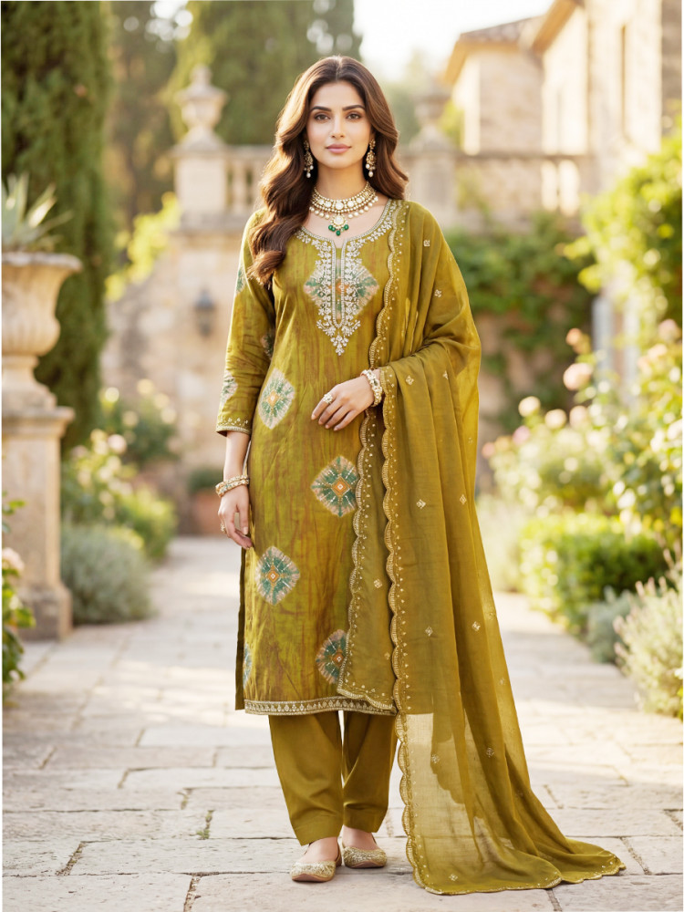 Image of Green Heavy Rayon Cotton Printed Embroidery Zari Sequins Wedding Festival Party Casual Pant Salwar Kameez