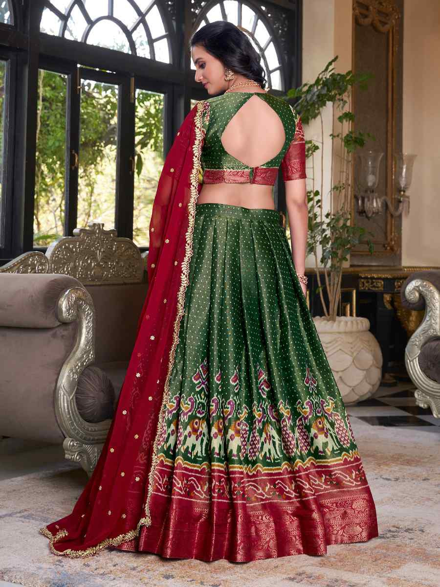 Green Kanchipuram Silk Handwoven Reception Wedding Heavy Border Lehenga Choli