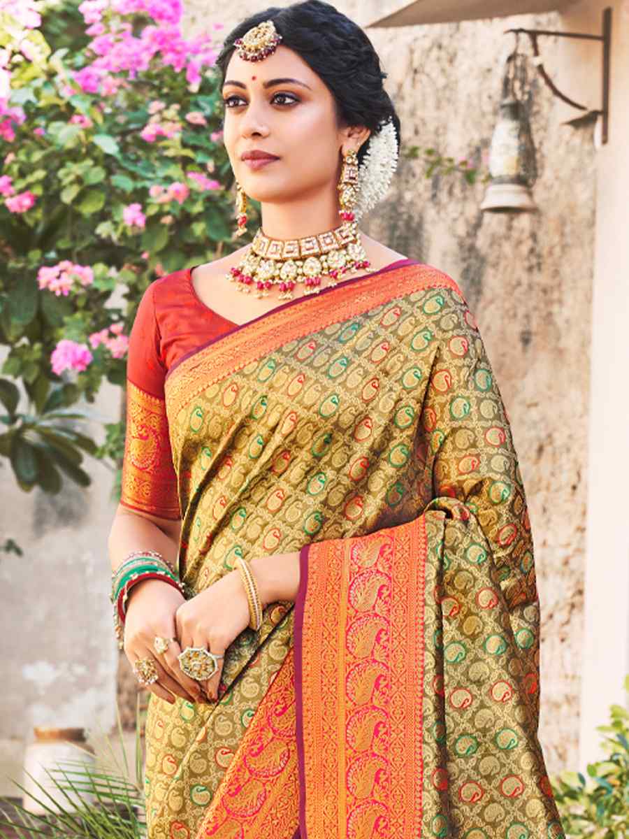 Green Kanjivaram Silk Handwoven Wedding Festival Heavy Border Saree