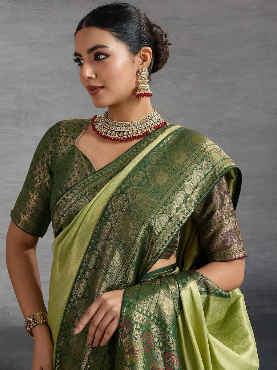 Green Kanjivaram Soft Silk Handwoven Traditional Bridal Reception Festival Wedding Fancy Heavy Border Saree