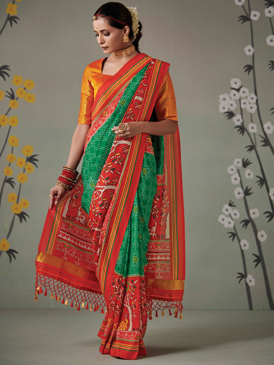 Green Patola Silk Printed Casual Festival Classic Style Saree