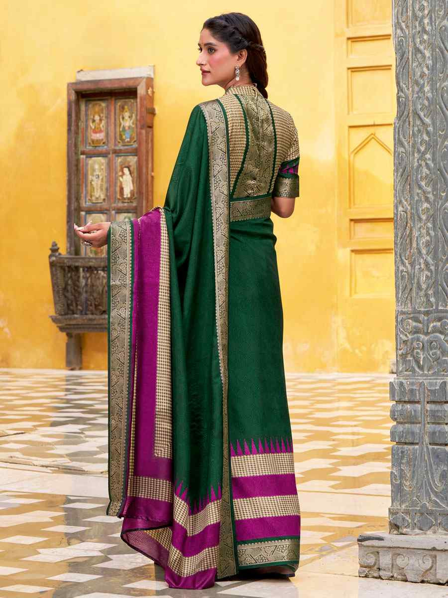 Green Poly Cotton Handwoven Casual Festival Party Classic Style Sarees