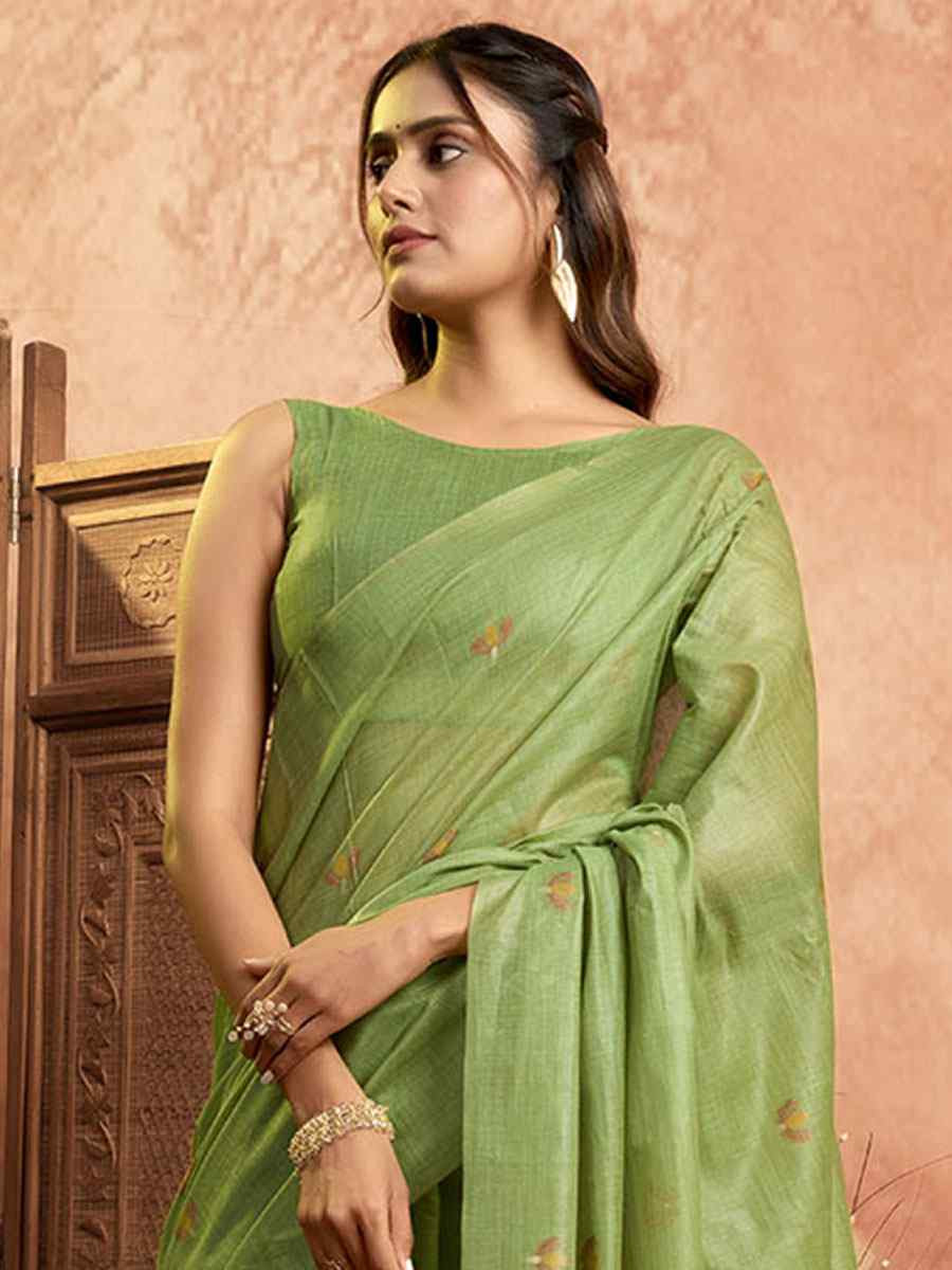 Green Pure Cotton Handwoven Festival Wedding Fancy Heavy Border Saree