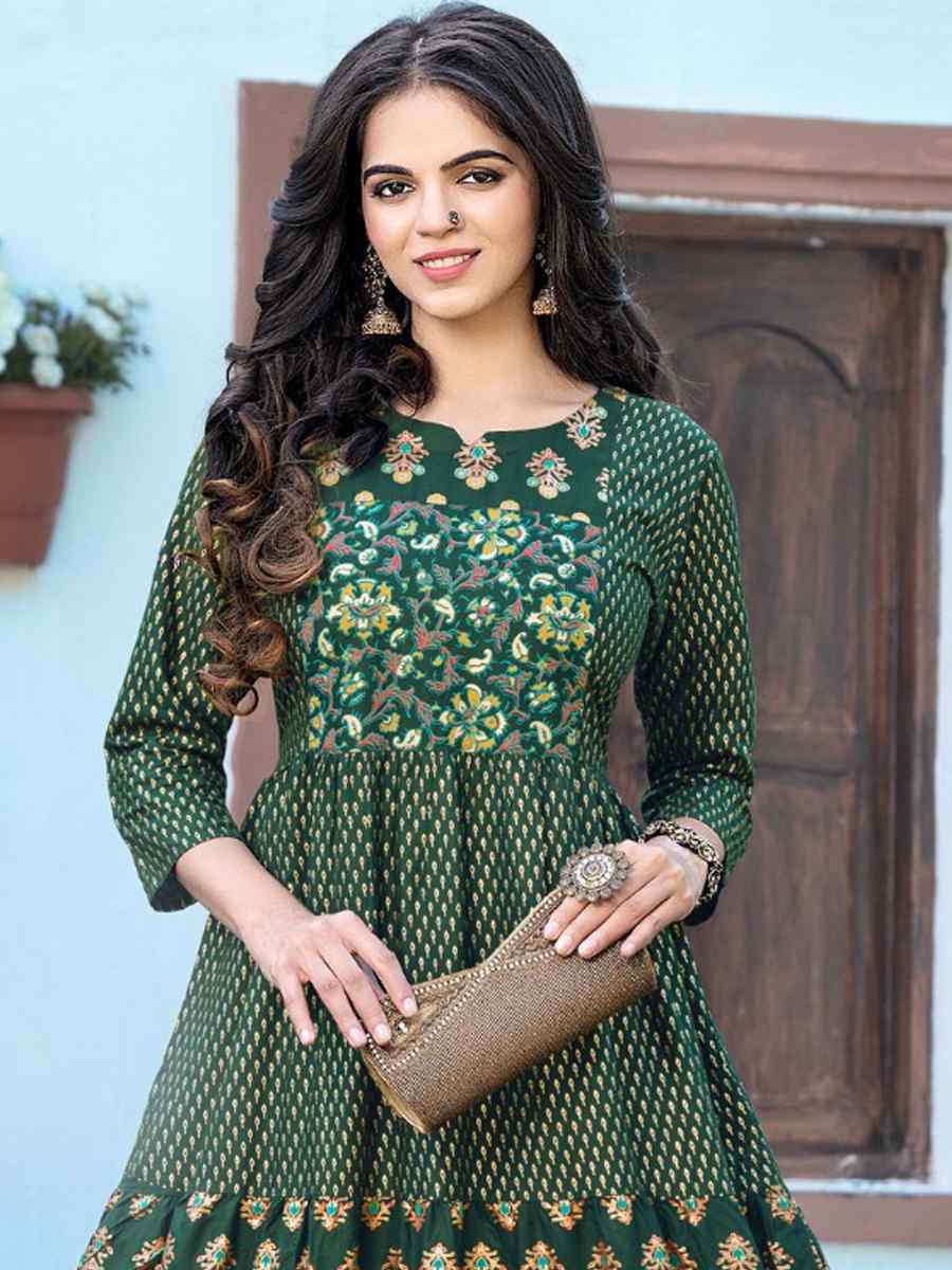 Green Pure Rayon 14kg Printed Festival Casual Gown