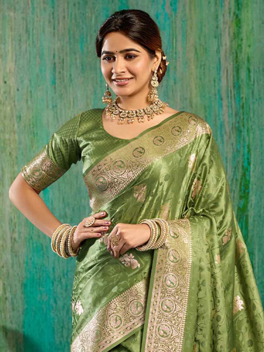Green Satin Silk Handwoven Casual Reception Festival Wedding Fancy Classic Style Sarees