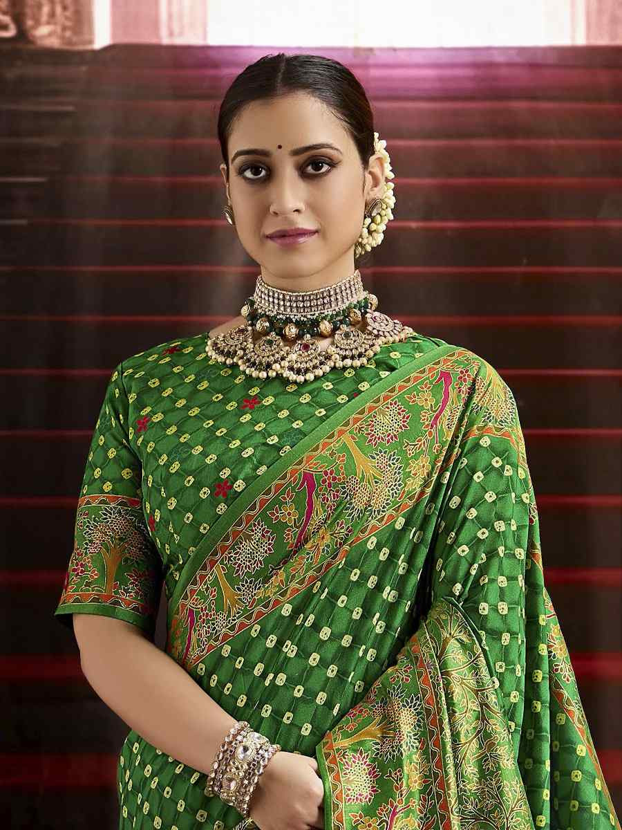 Green Silk Bhandej Prined Traditional Bridal Reception Festival Wedding Fancy Heavy Border Saree