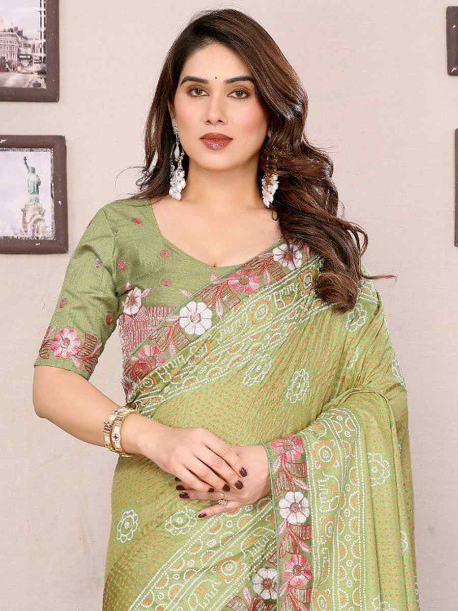 Green Silk Embroidered Festival Wedding Fancy Heavy Border Saree