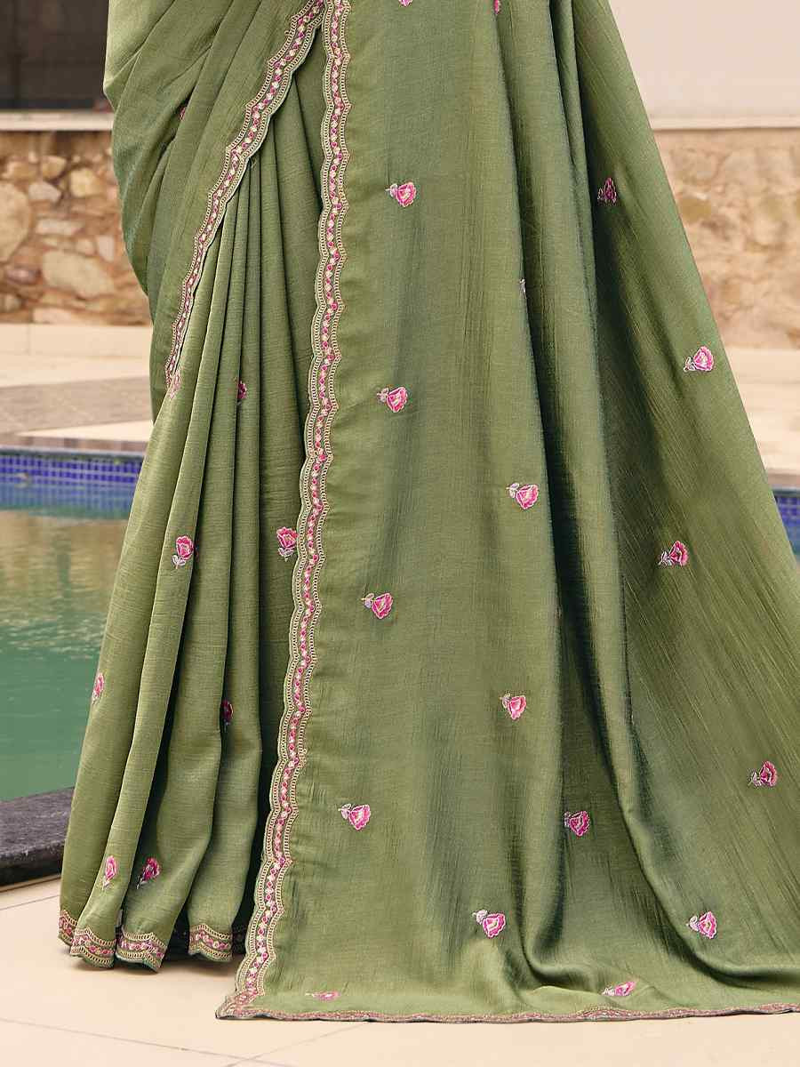Green Silk Embroidery Bridal Reception Festival Wedding Fancy Heavy Border Saree