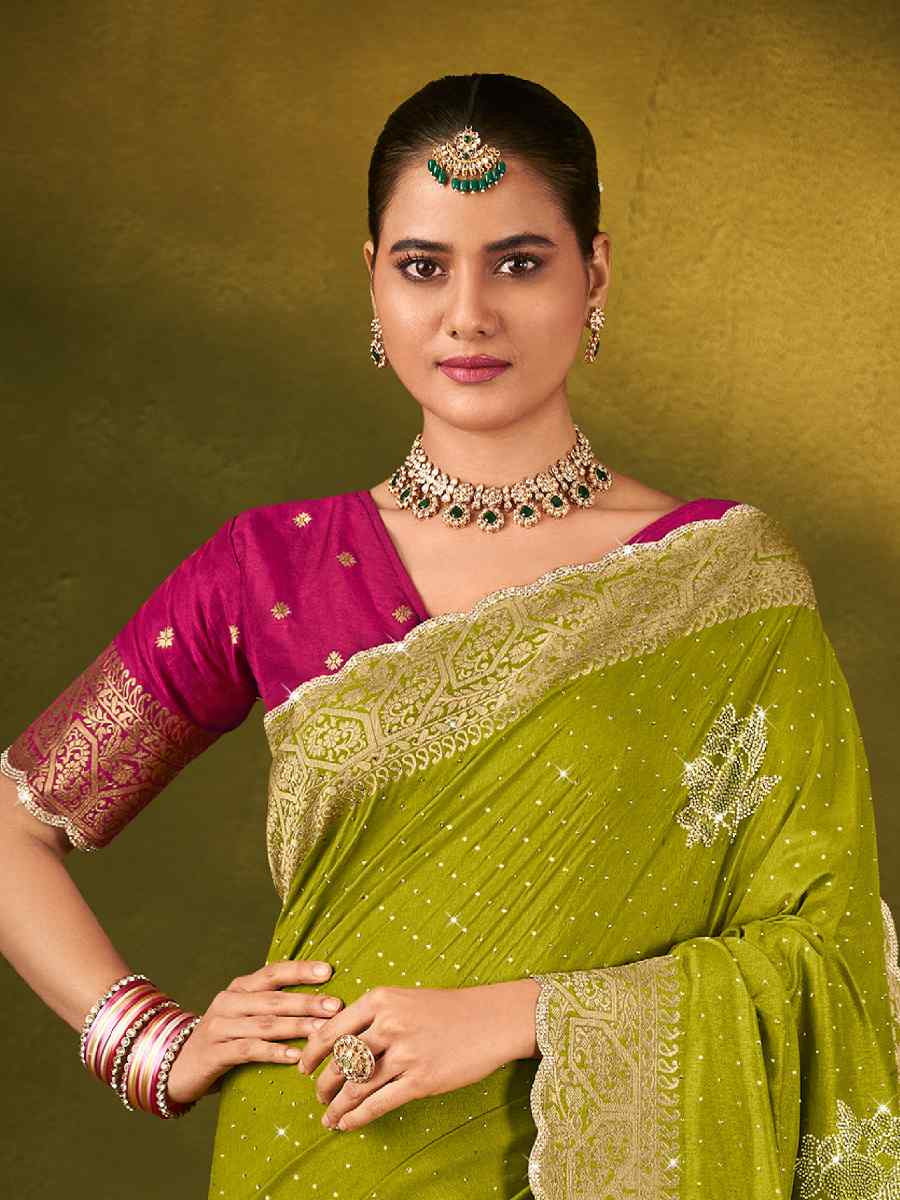 Green Silk Handwoven Bridal Reception Festival Wedding Fancy Heavy Border Saree