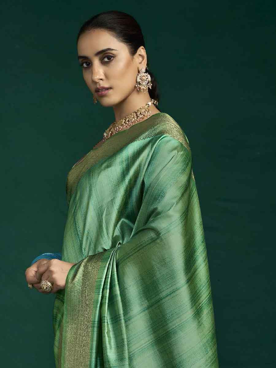 Green Silk Handwoven Bridal Reception Festival Wedding Fancy Heavy Border Saree