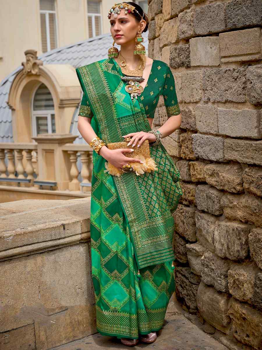 Green Silk Handwoven Casual Festival Heavy Border Saree